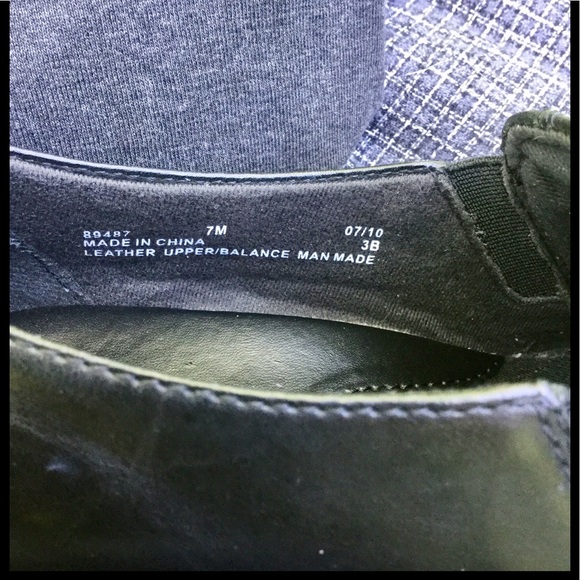 Clarks Shoes Black Slip On Size 7M - Picture 5 of 8